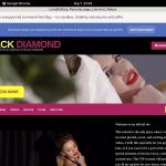 Lorasinclare.modelcentro.com Exit Discount